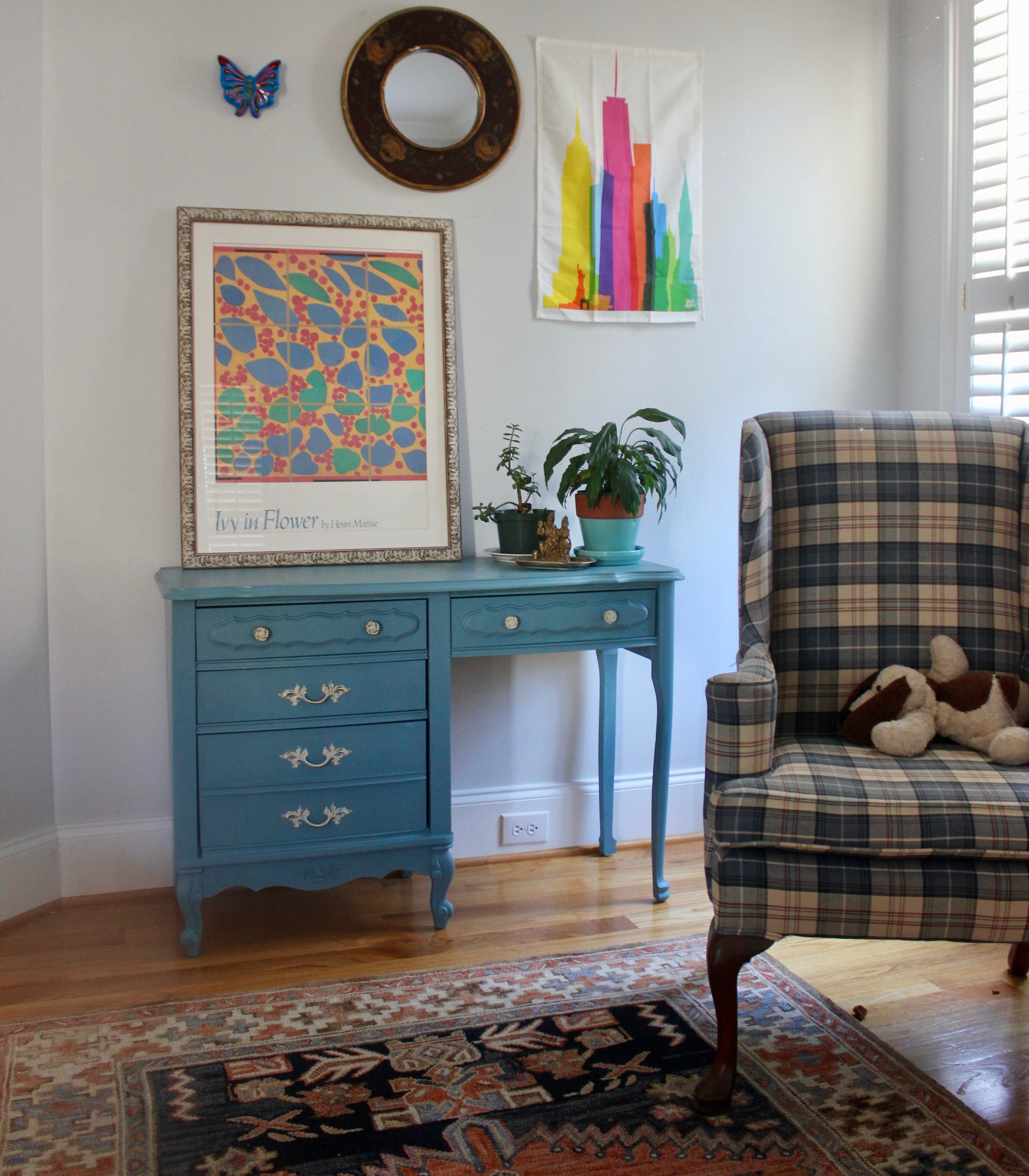 Vintage Vanity Makeover. Furniture